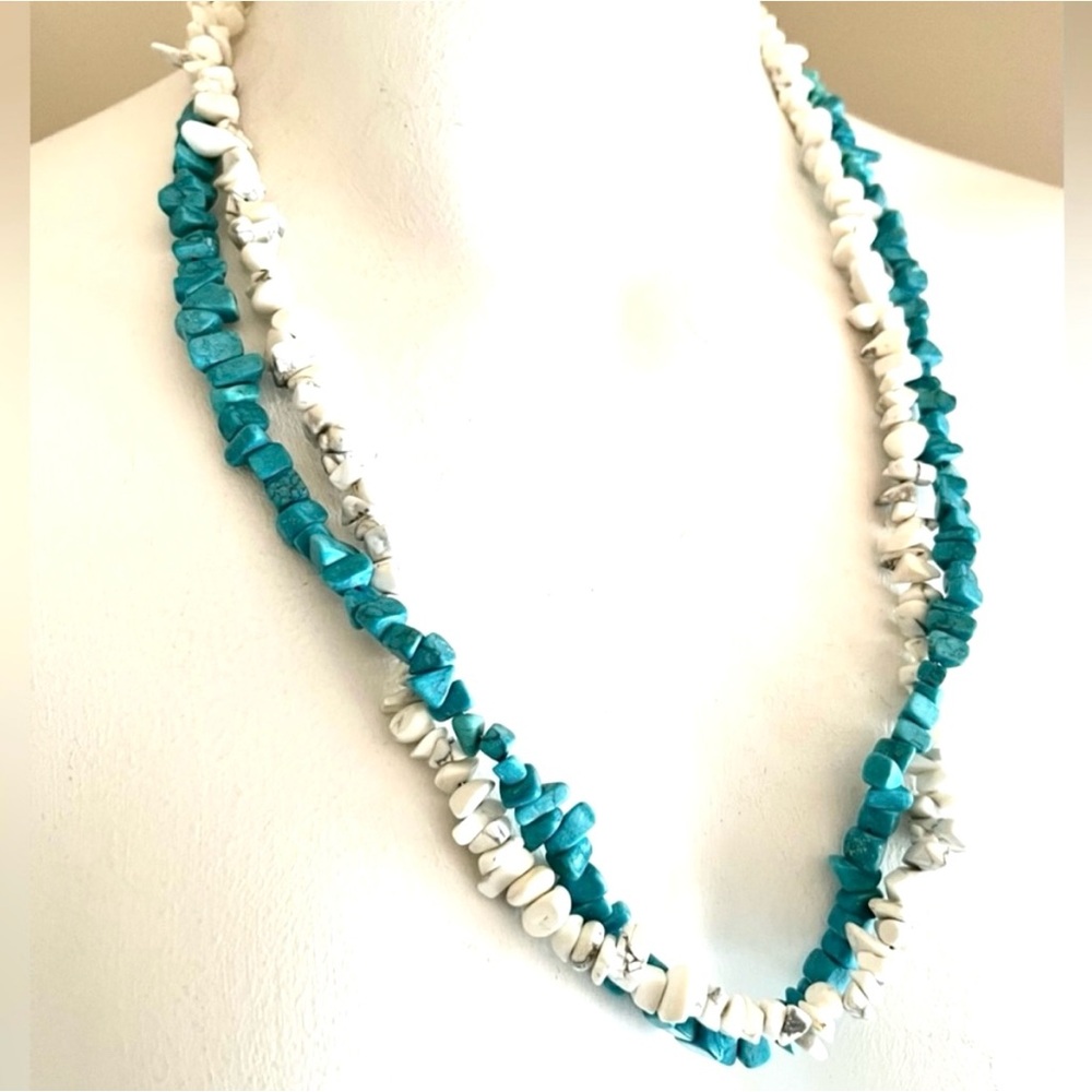 Genuine 🇨🇦 Howlite Gemstone Necklace